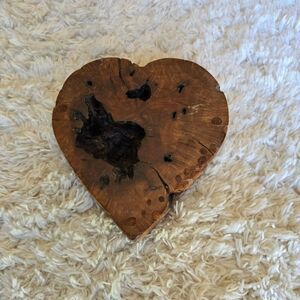 Heart-Shaped Wooden‎ Decor